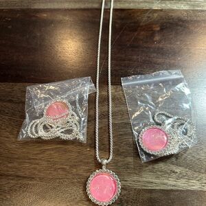 Chic Pink and Silver Necklace Set